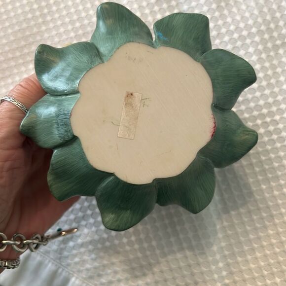 Vintage resin Morning glory hinged trinket box blue w/gold trim small chip GVC - Picture 5 of 6